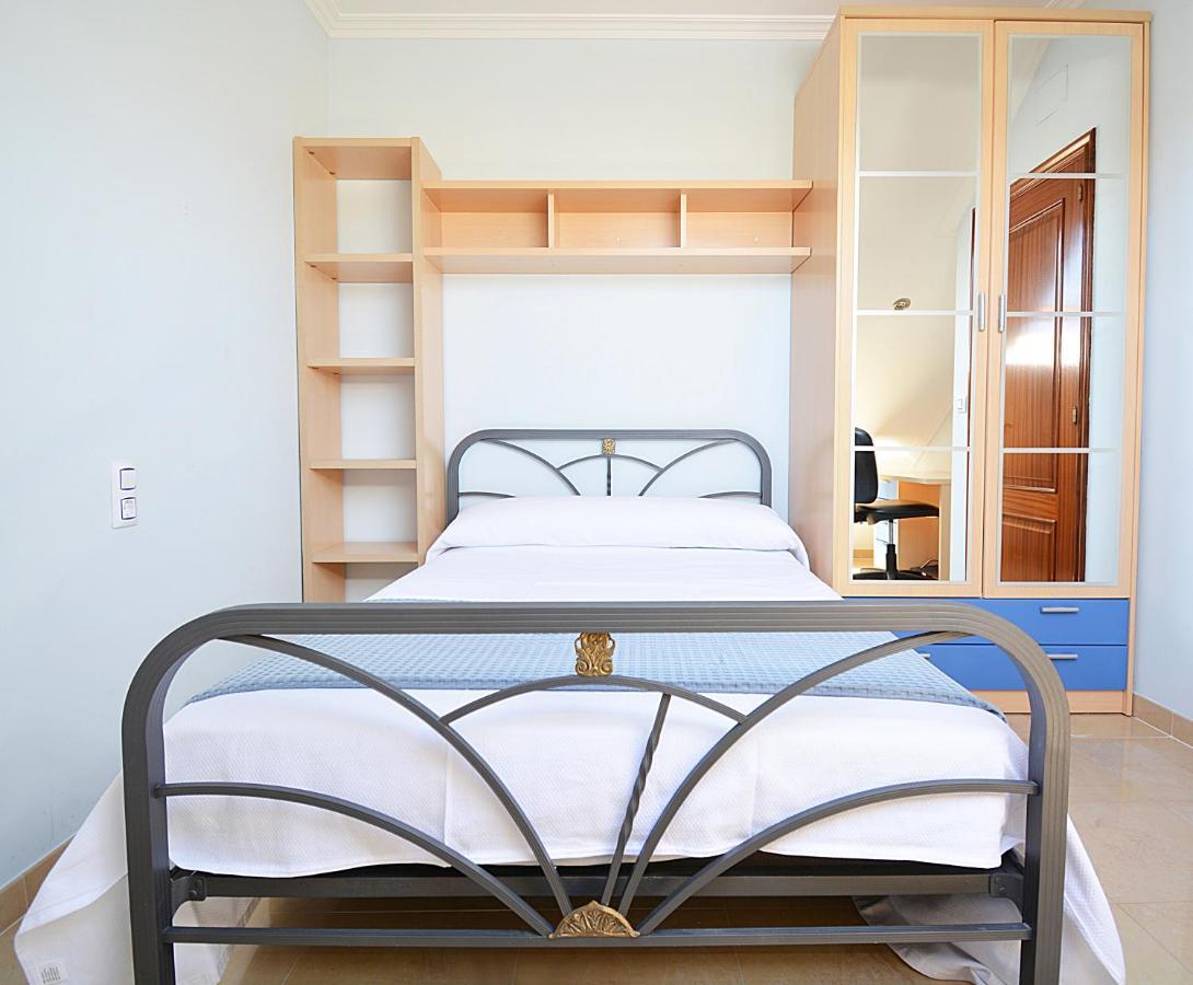 Galihost - Casa Con Precioso Jardin En Vilanova De Arousa Zewnętrze zdjęcie